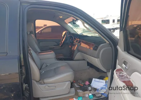 2007 Chevrolet Tahoe Lt from USA, damaged, VIN 1GNFK13007R201089